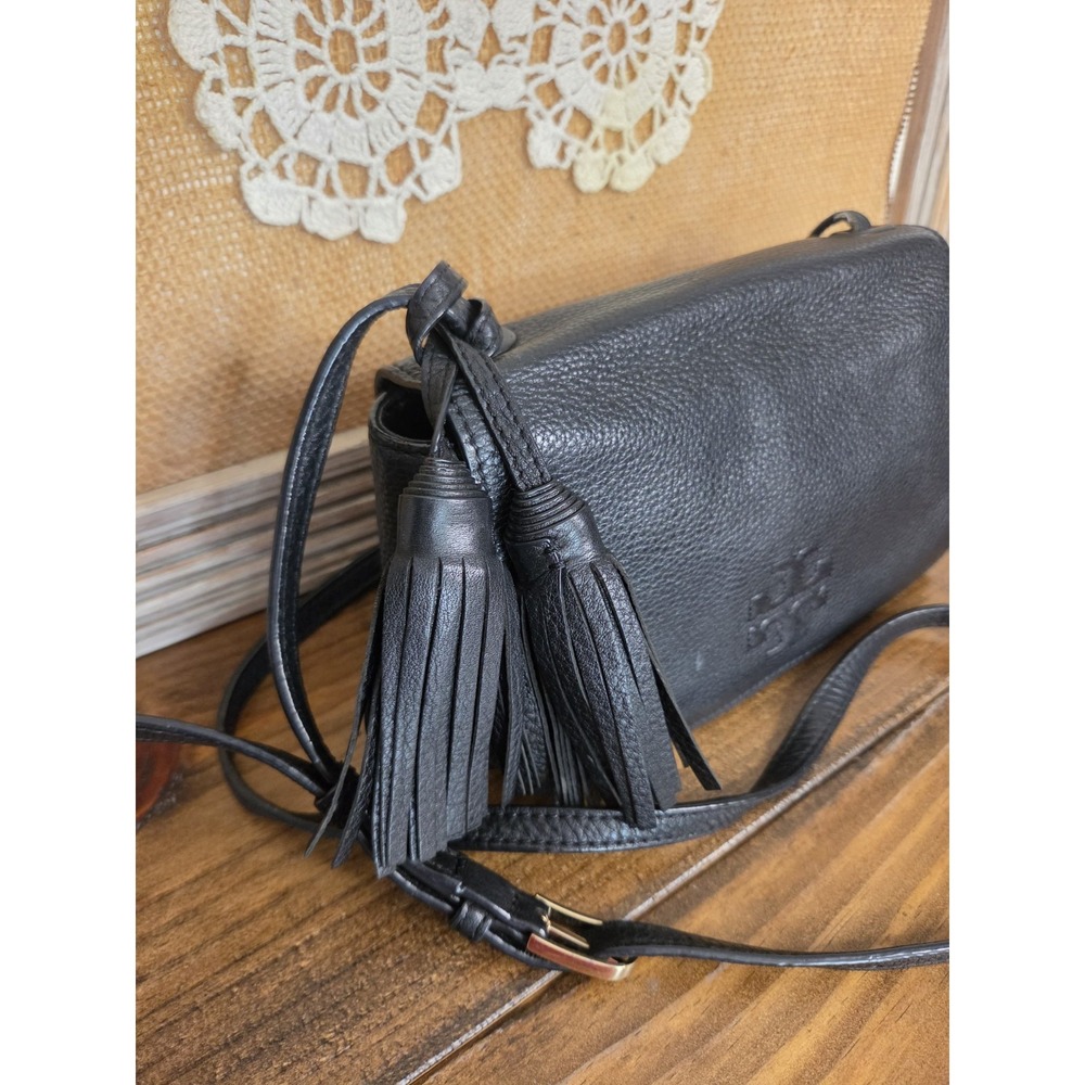 Tory Burch Black Pebbled Leather Thea Messenger Bag Flap Crossbody Purse Tassels - Picture 3 of 16